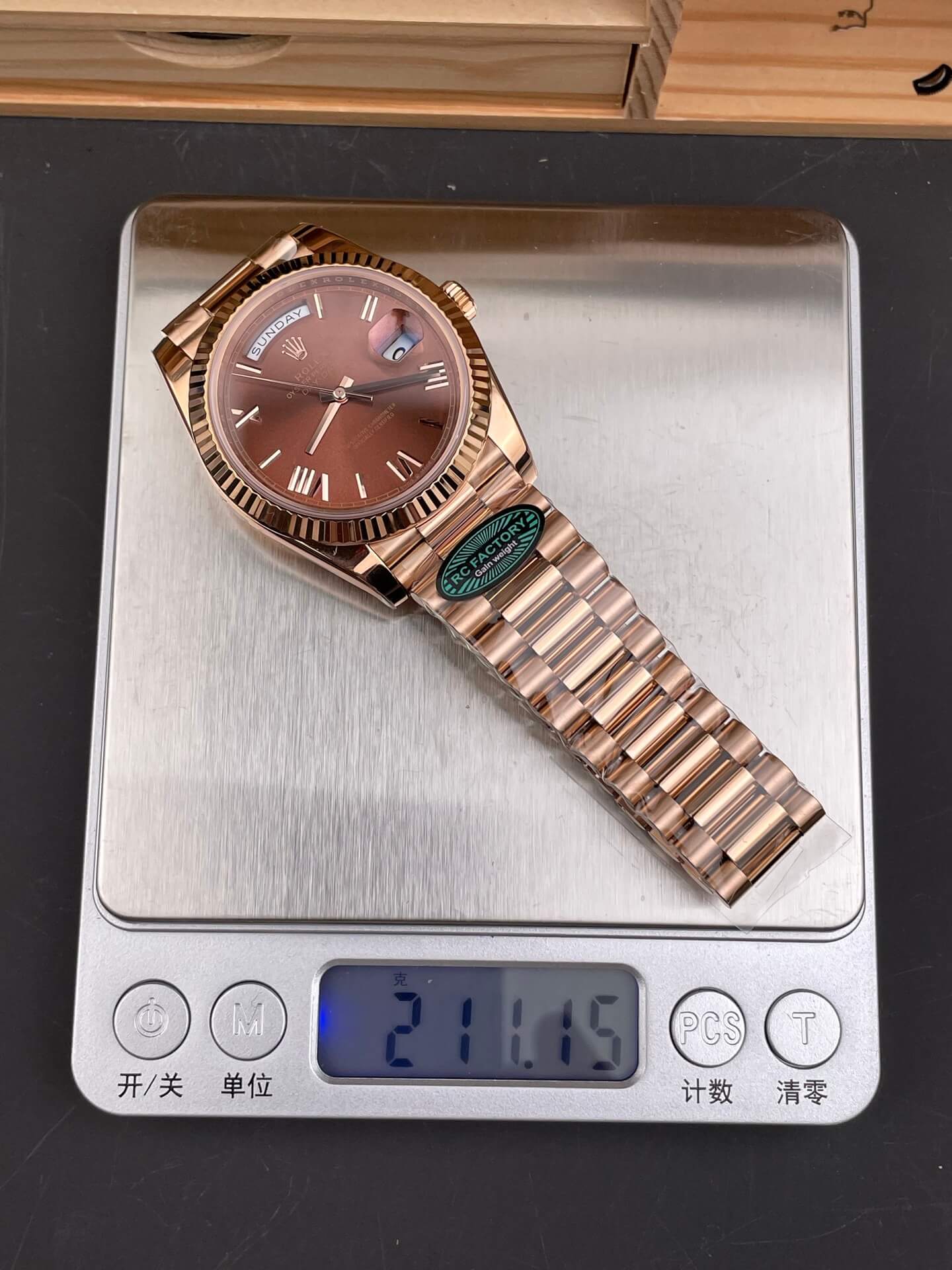 Rolex Replica Day-Date Super Clone Watch Gain Weight Version 228235-0002