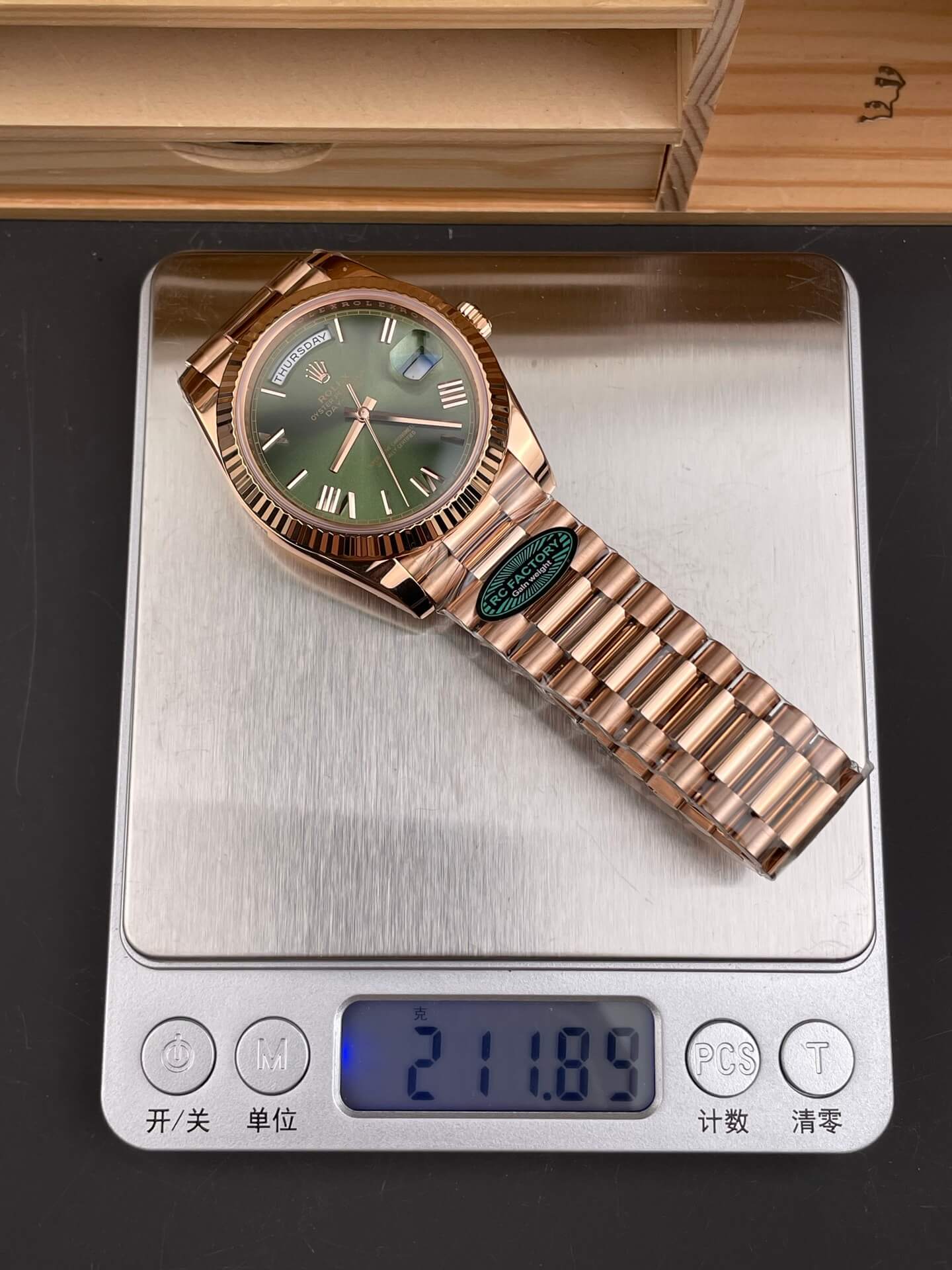 Rolex Replica Day-Date Super Clone Watch Gain Weight Version 228235-0025