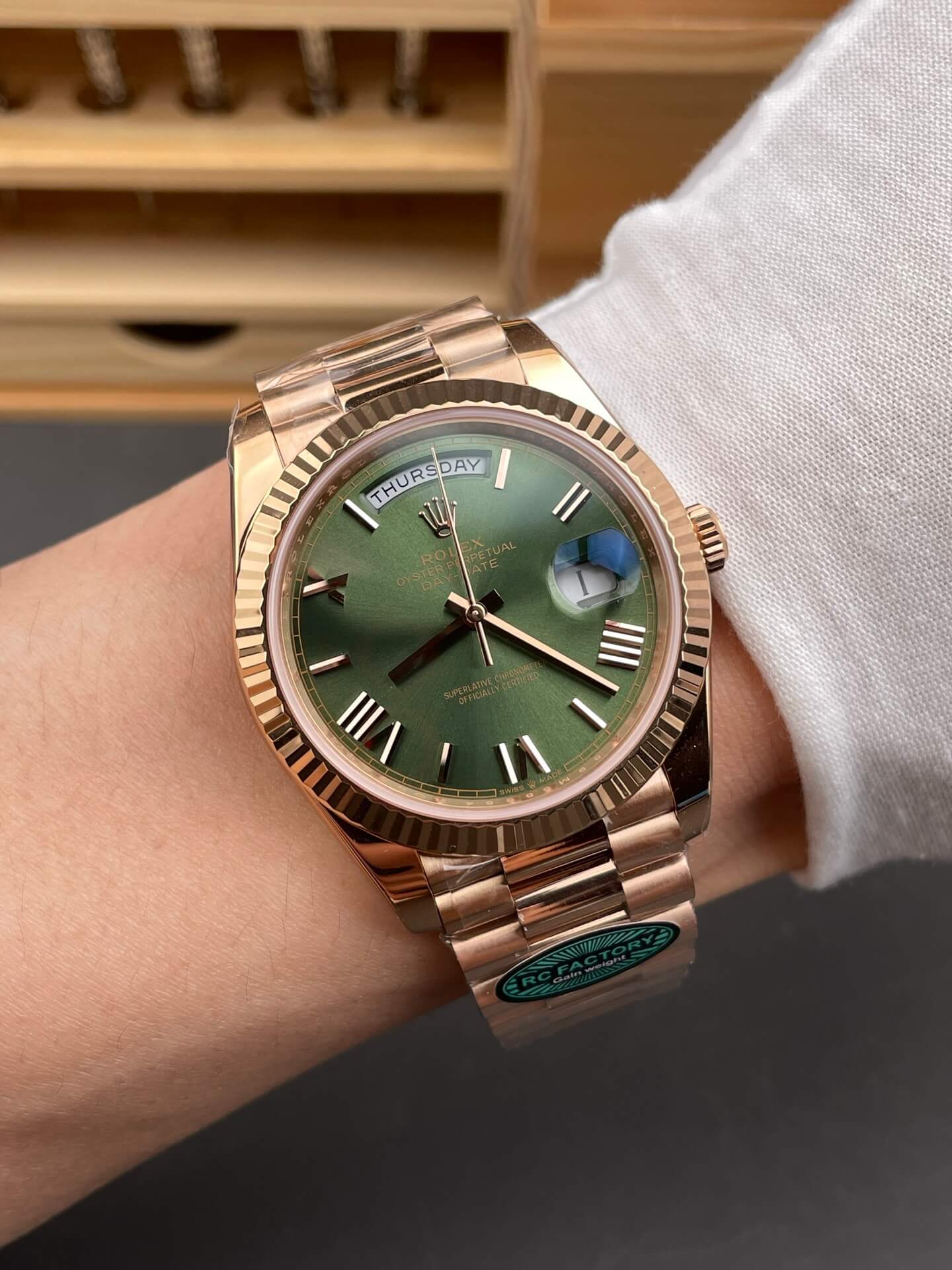 Rolex Replica Day-Date Super Clone Watch Gain Weight Version 228235-0025
