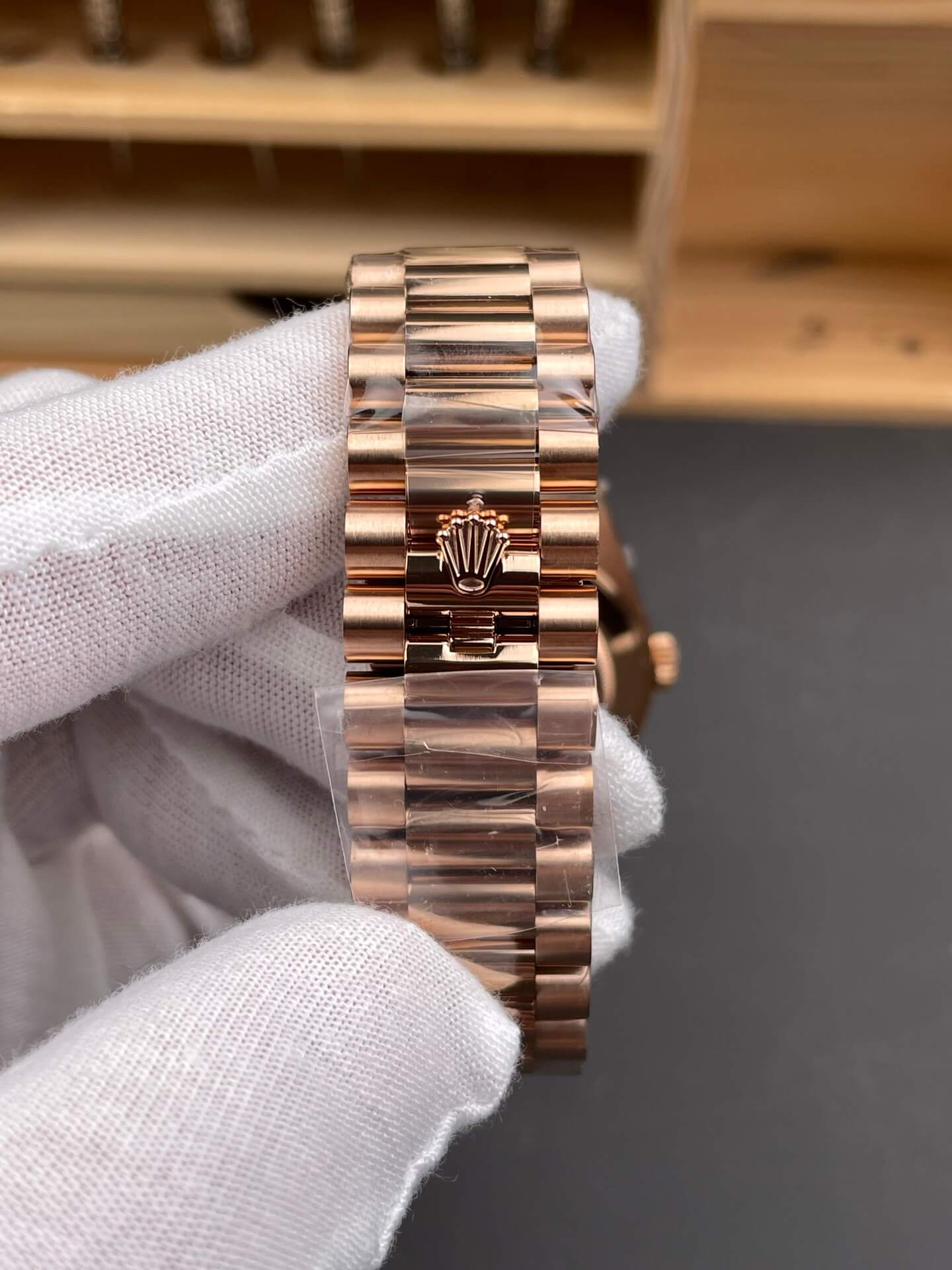 Rolex Replica Day-Date Super Clone Watch Gain Weight Version 228235-0032