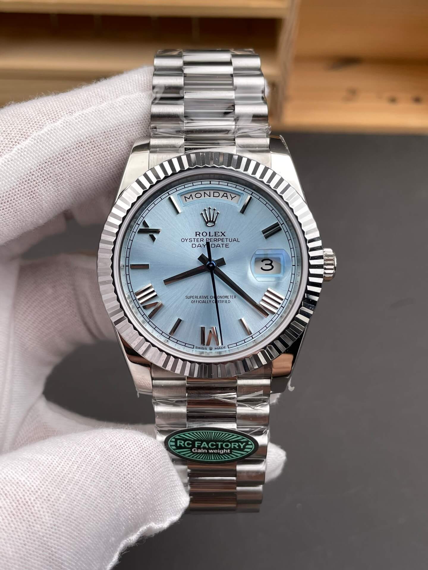 Rolex Replica Day-Date Super Clone Watch Gain Weight Version 228236-0012