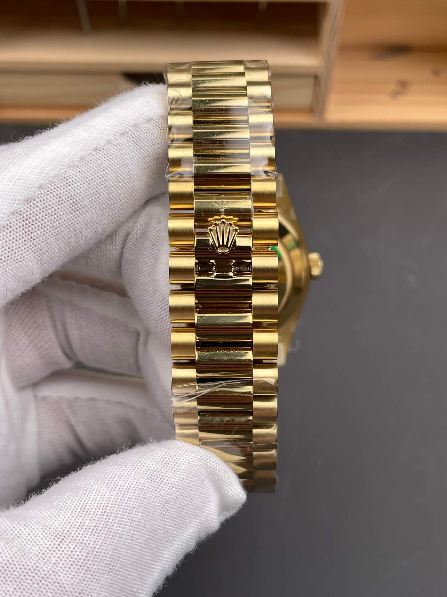 Rolex Replica Day-Date Super Clone Watch Gain Weight Version 228238-0002