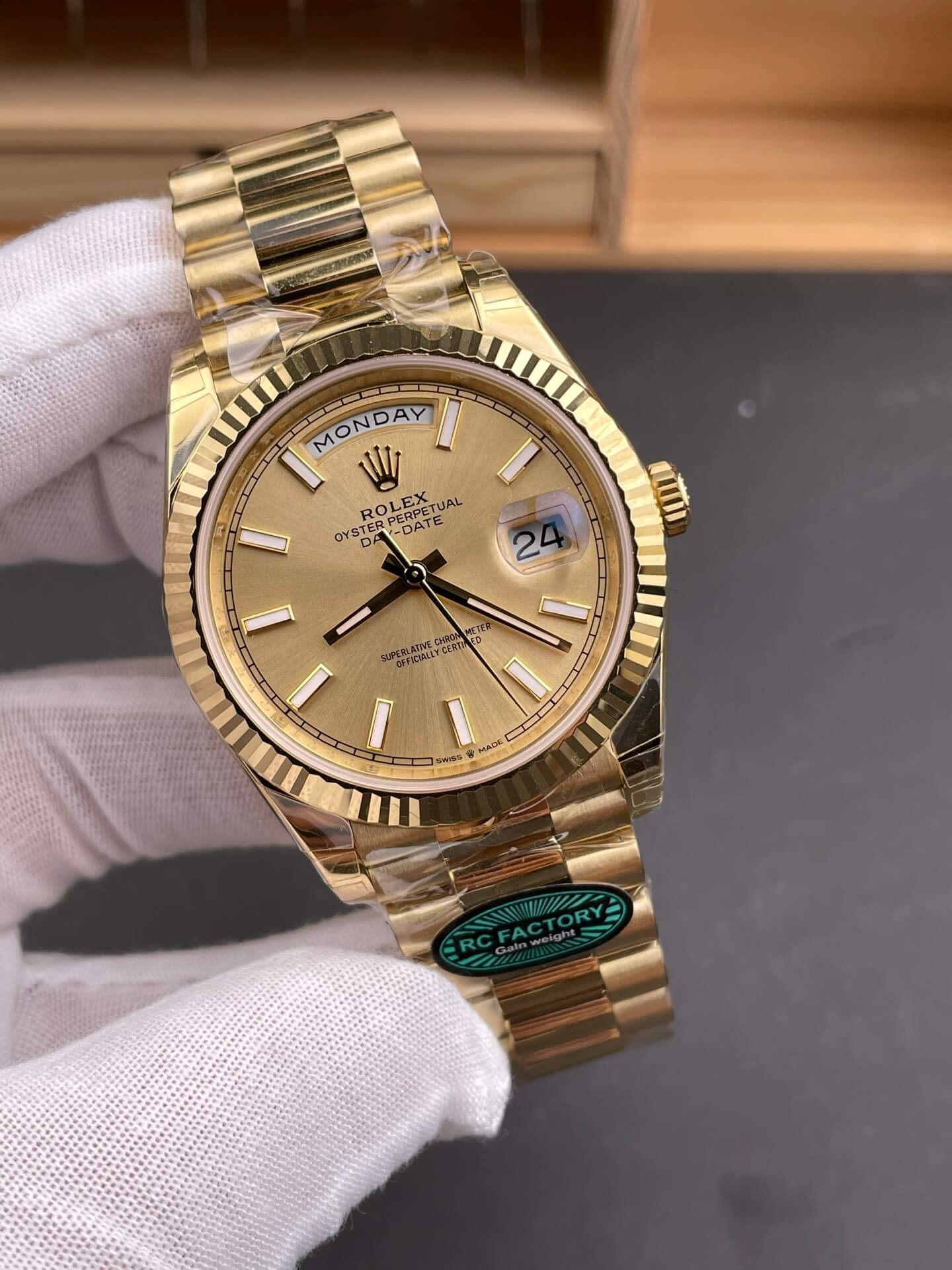 Rolex Replica Day-Date Super Clone Watch Gain Weight Version 228238-0003