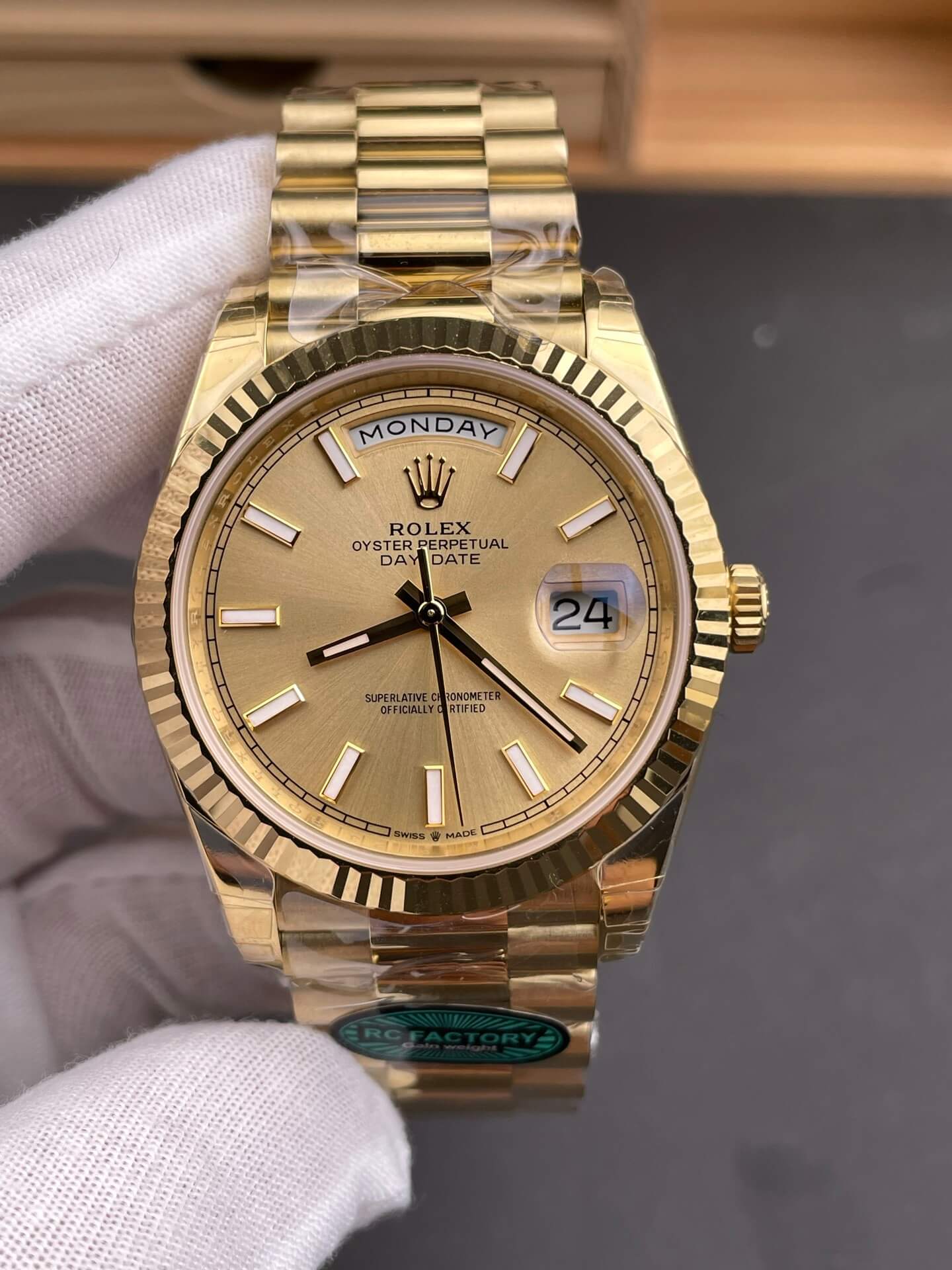 Rolex Replica Day-Date Super Clone Watch Gain Weight Version 228238-0003