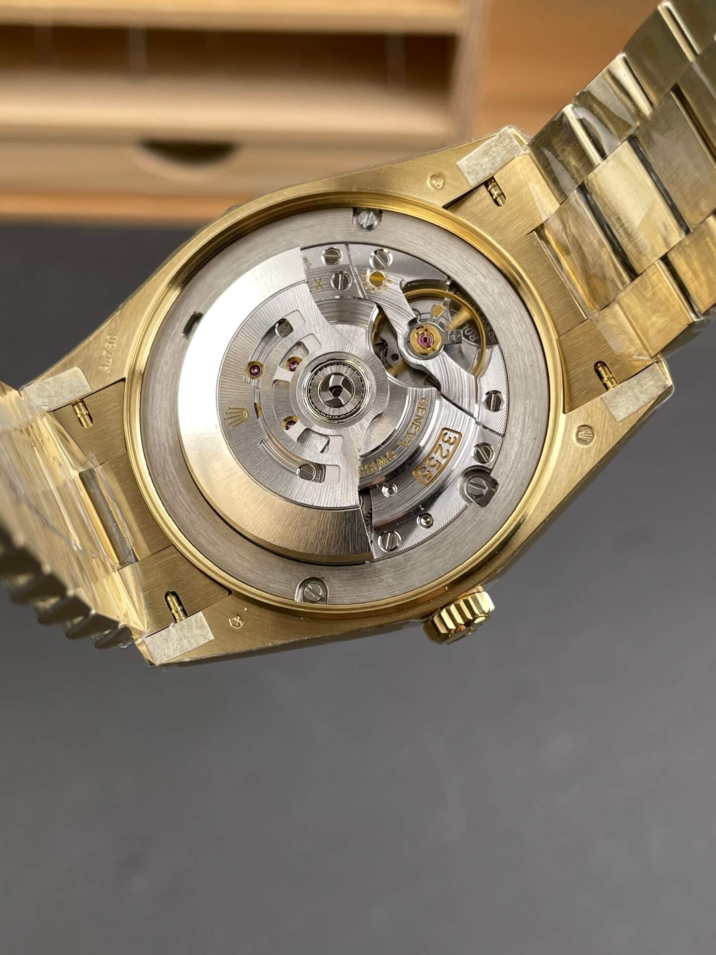 Rolex Replica Day-Date Super Clone Watch Gain Weight Version 228238-0003