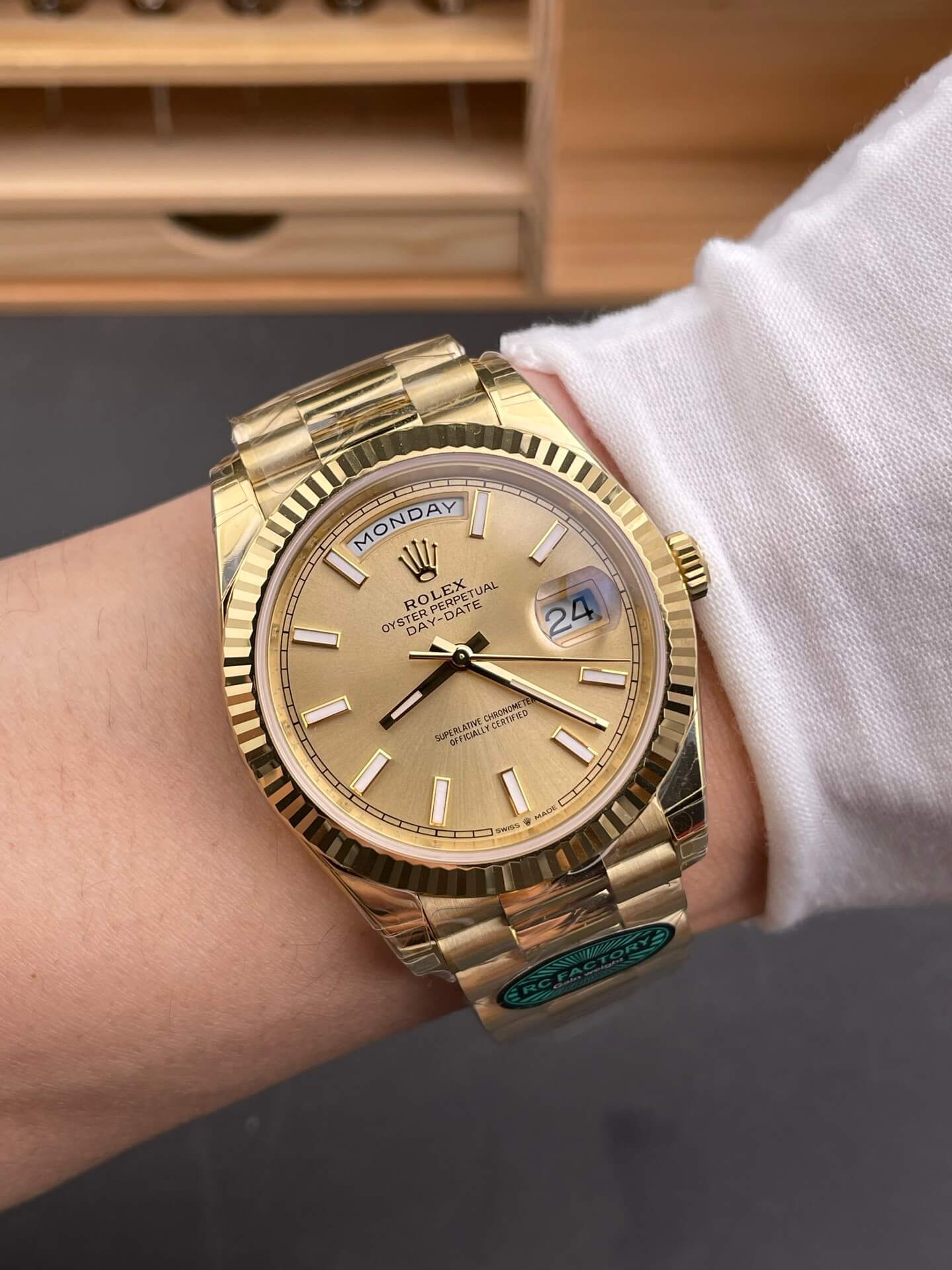 Rolex Replica Day-Date Super Clone Watch Gain Weight Version 228238-0003