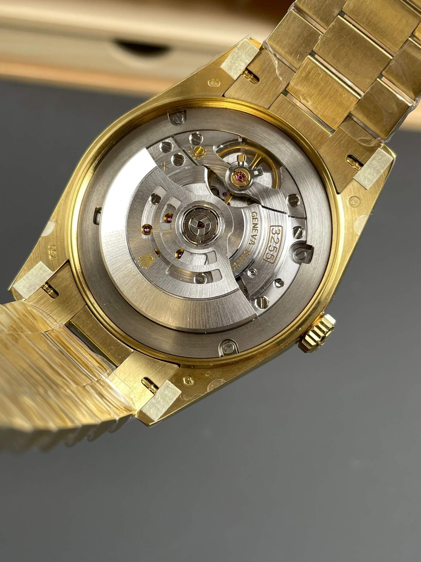 Rolex Replica Day-Date Super Clone Watch Gain Weight Version 228238-0005