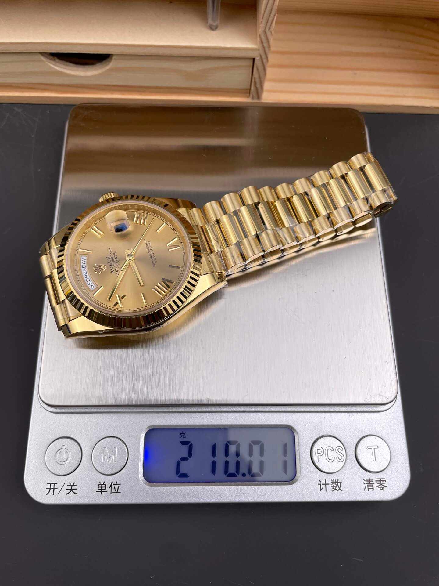 Rolex Replica Day-Date Super Clone Watch Gain Weight Version 228238-0006
