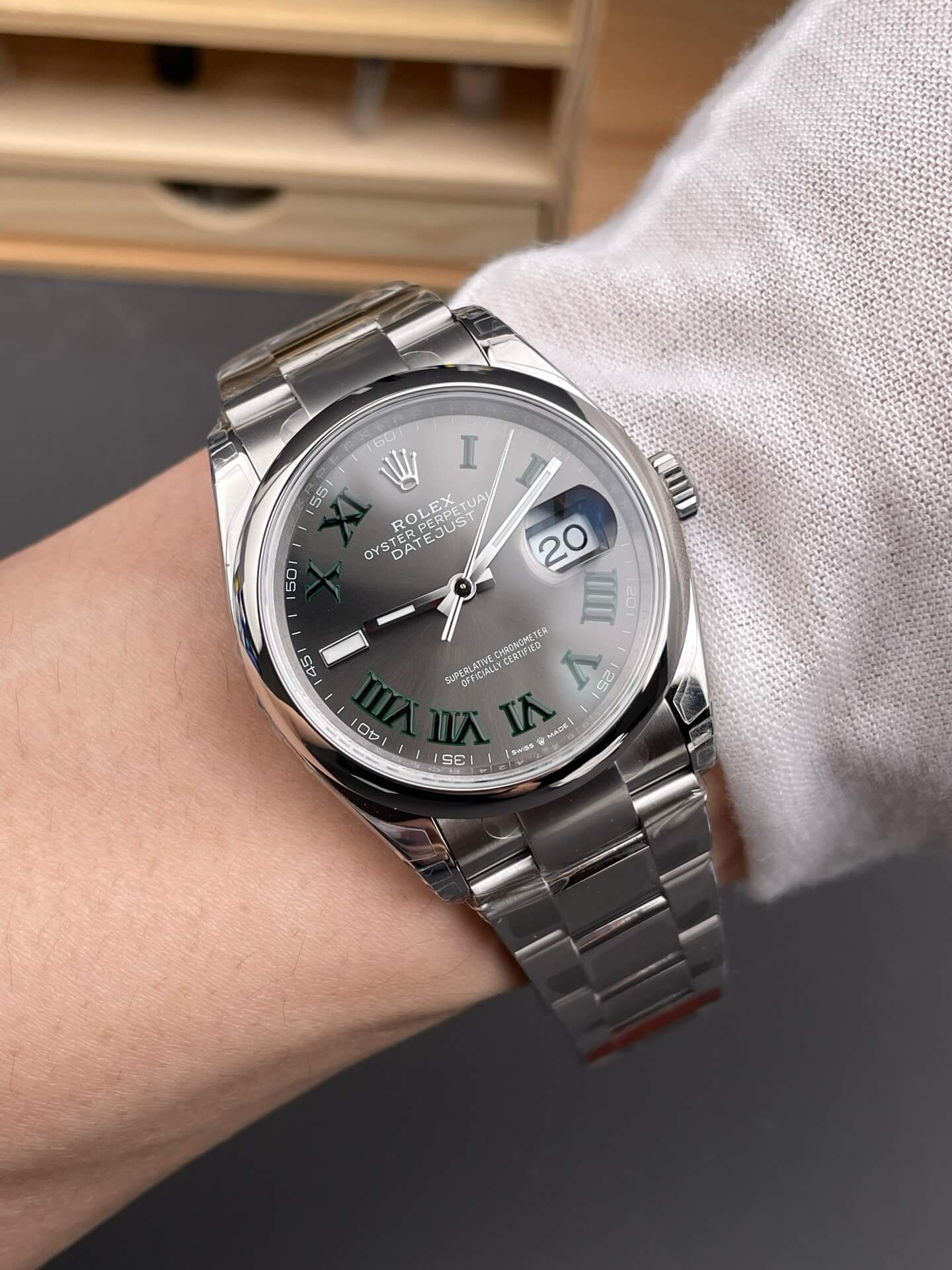 Rolex Replica Datejust Super Clone Watch 126200-0018 Rolex Replica Datejust Super Clone Watch 126200-0018