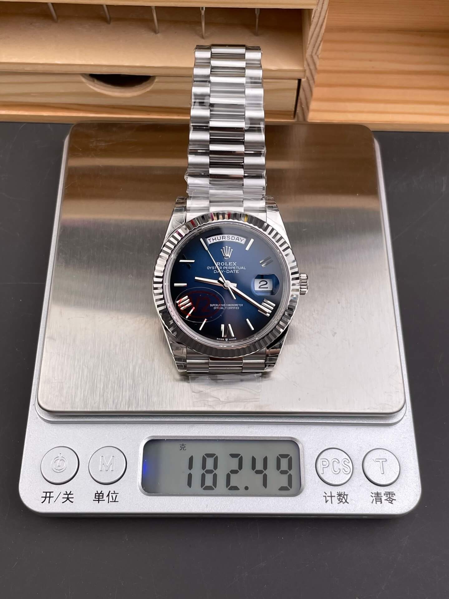 Rolex Replica Day-Date Super Clone Watch Gain Weight Version 228239-0076