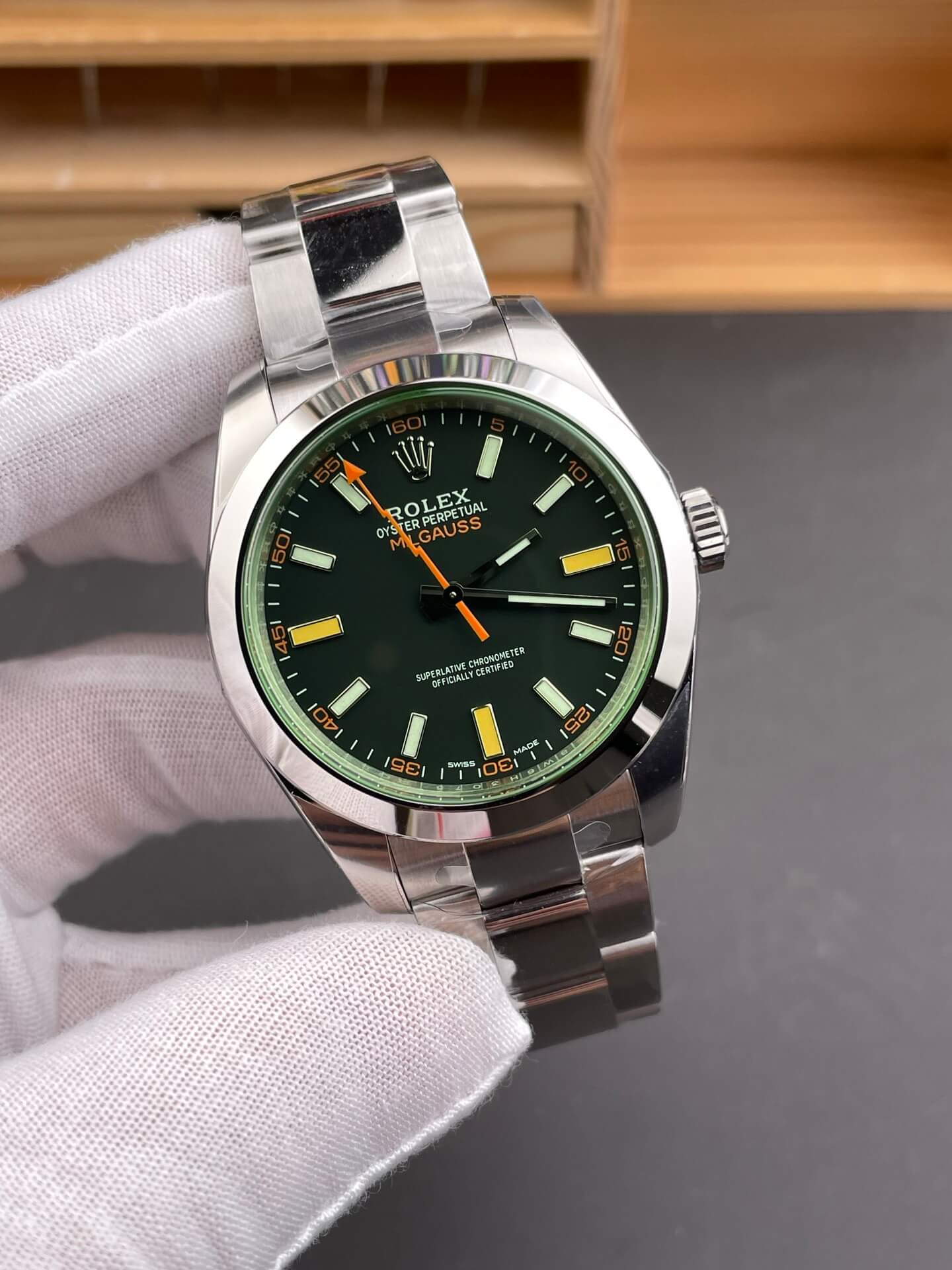Rolex Replica Oyster Perpetual Milgauss Super Clone Watch 116400GV-0001