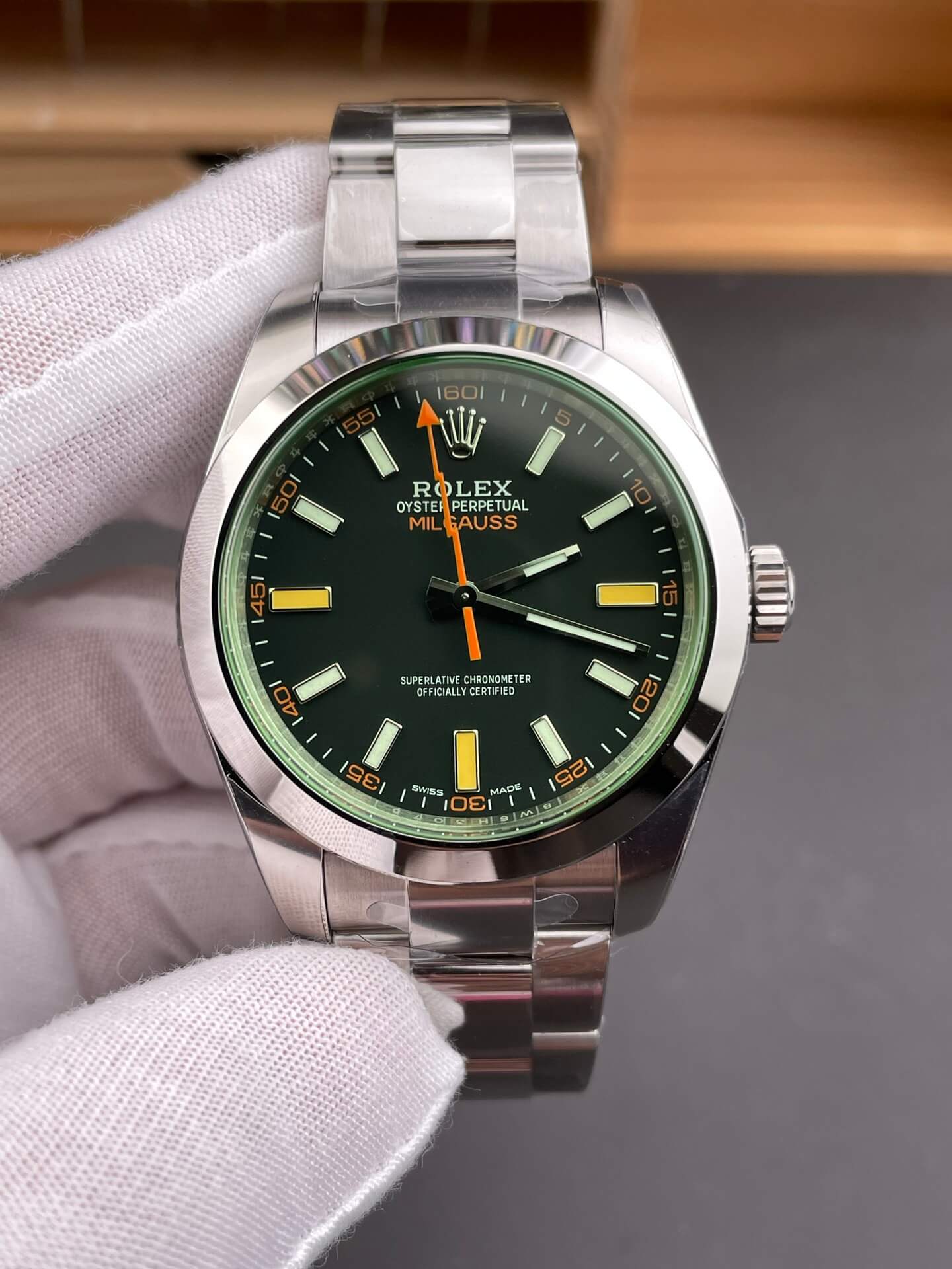 Rolex Replica Oyster Perpetual Milgauss Super Clone Watch 116400GV-0001