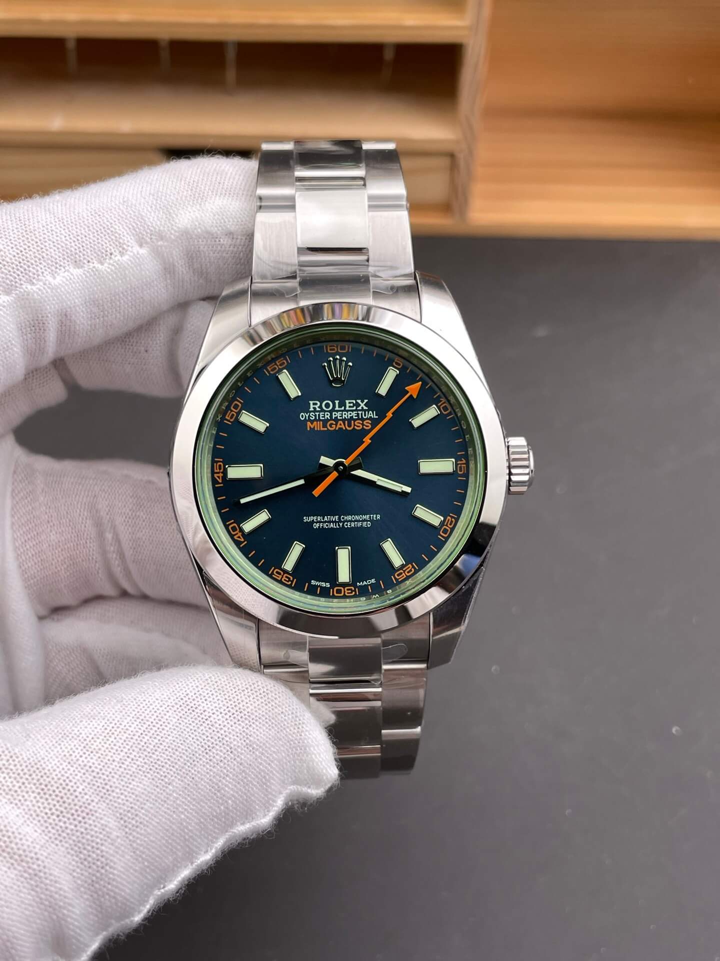 Rolex Replica Oyster Perpetual Milgauss Super Clone Watch 116400GV-0002
