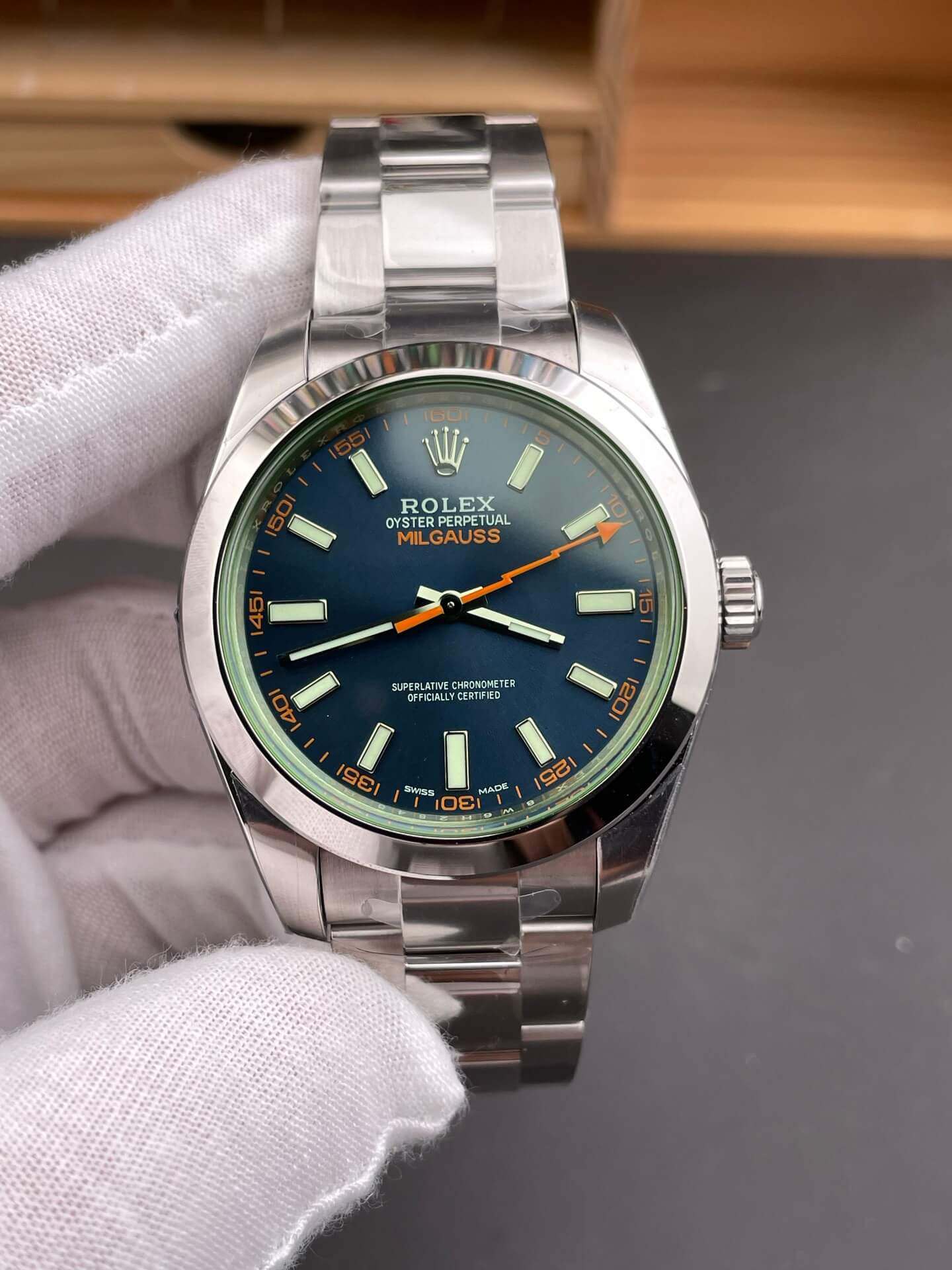 Rolex Replica Oyster Perpetual Milgauss Super Clone Watch 116400GV-0002