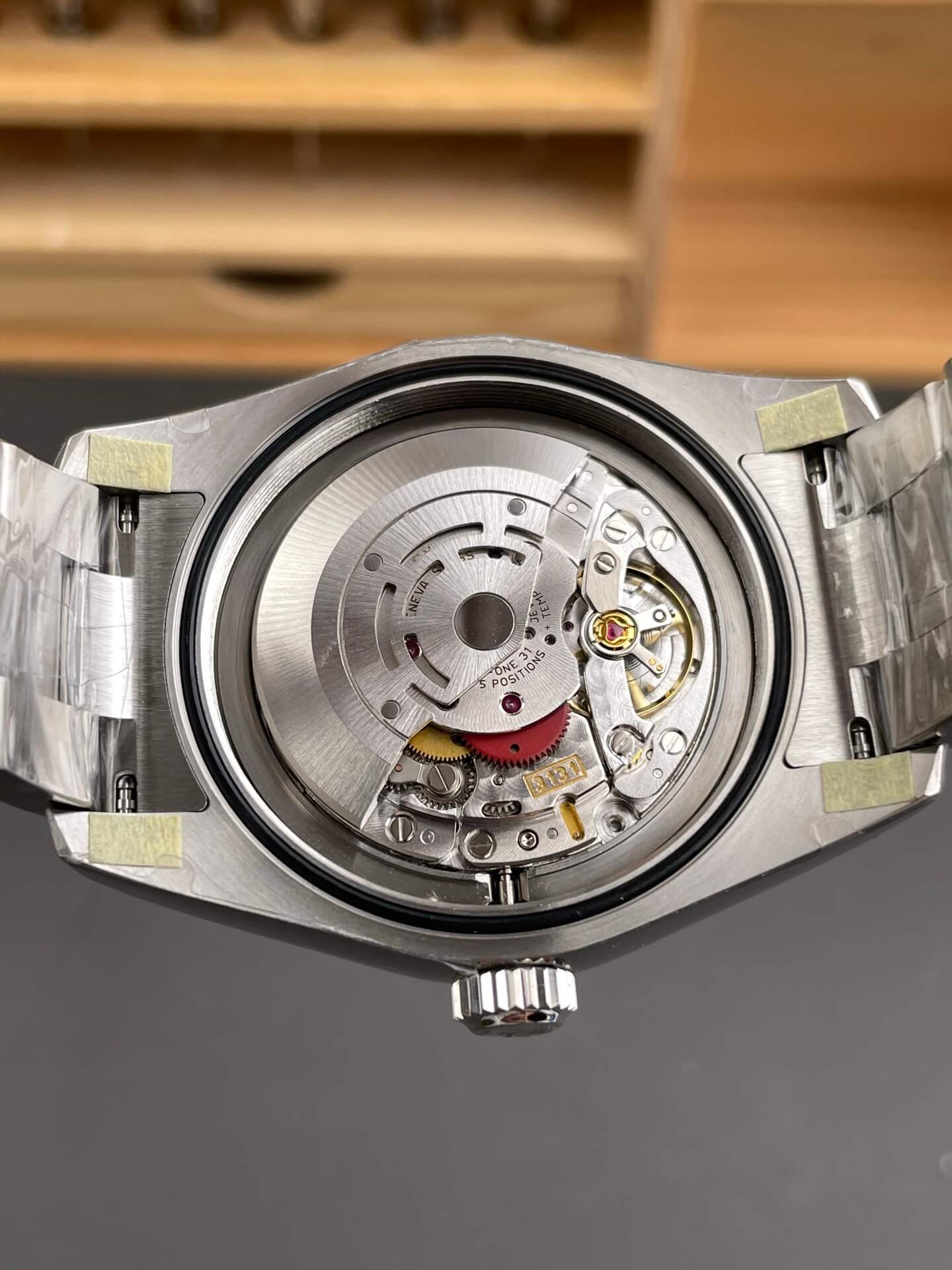 Rolex Replica Oyster Perpetual Milgauss Super Clone Watch 116400GV-0002