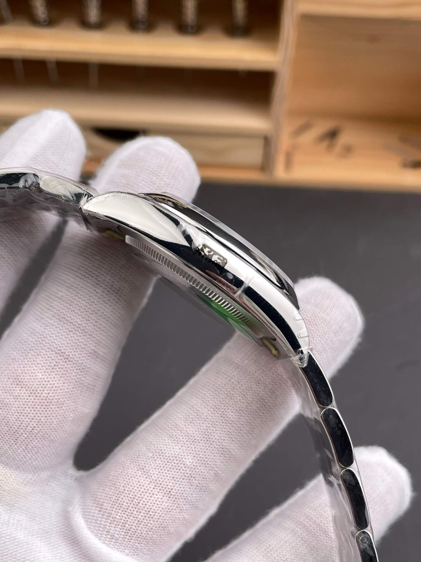 Rolex Replica Oyster Perpetual 36MM Super Clone Watch 126000-0004