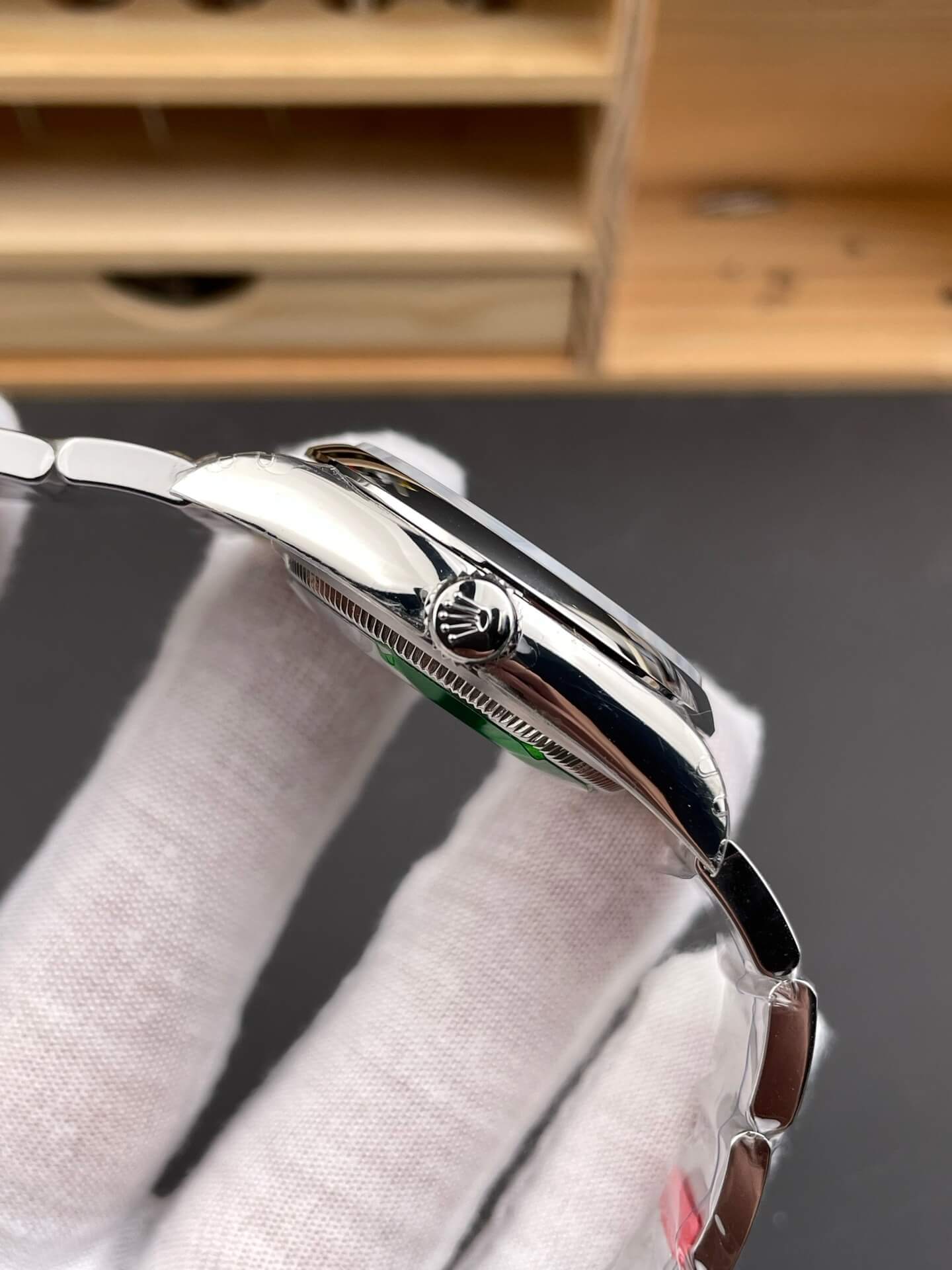 Rolex Replica Oyster Perpetual 36MM Super Clone Watch 126000-0006 Rolex Replica Oyster Perpetual 36MM Super Clone Watch 126000-0006
