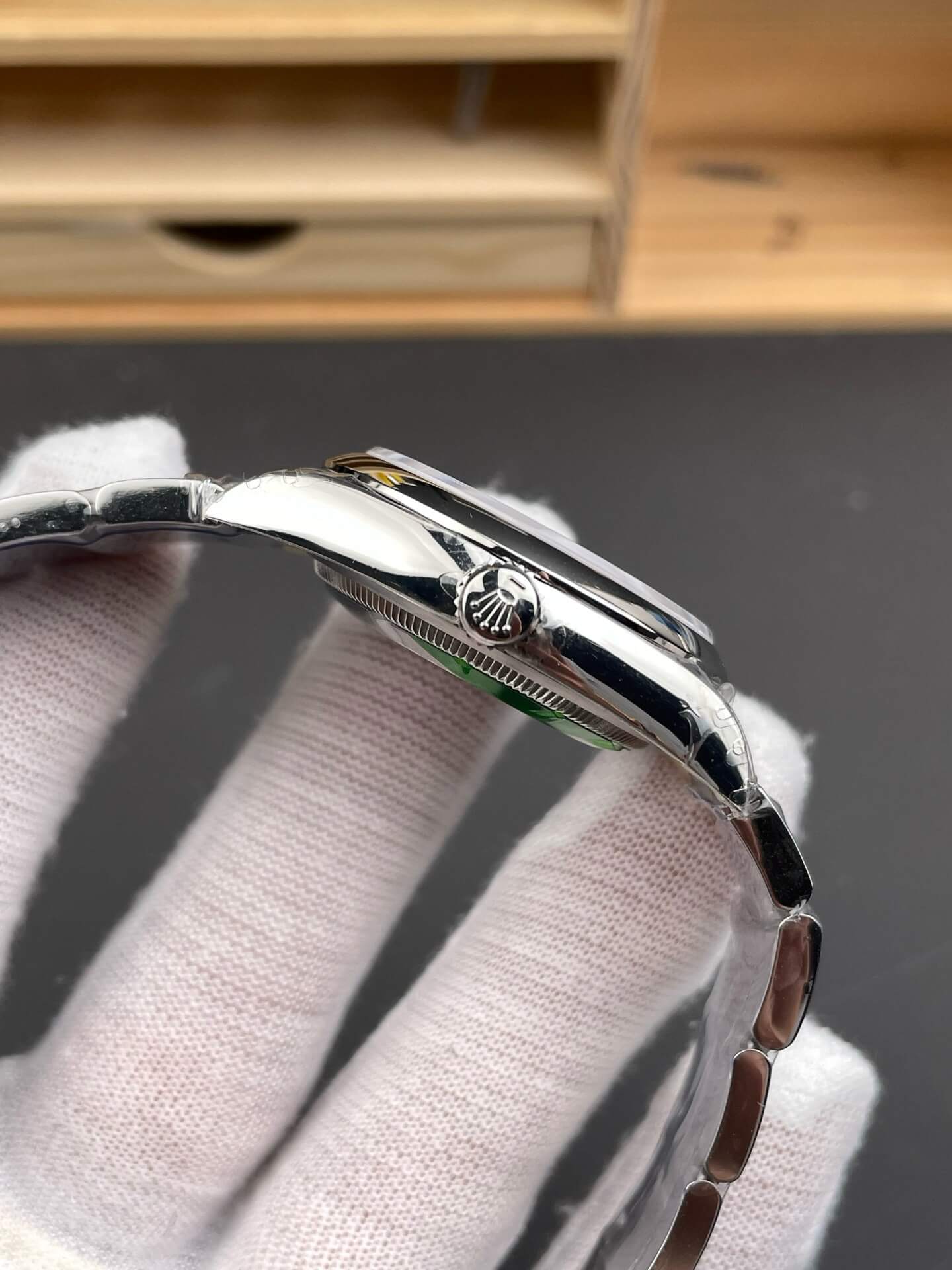 Rolex Replica Oyster Perpetual 36MM Super Clone Watch 126000-0008 Rolex Replica Oyster Perpetual 36MM Super Clone Watch 126000-0008