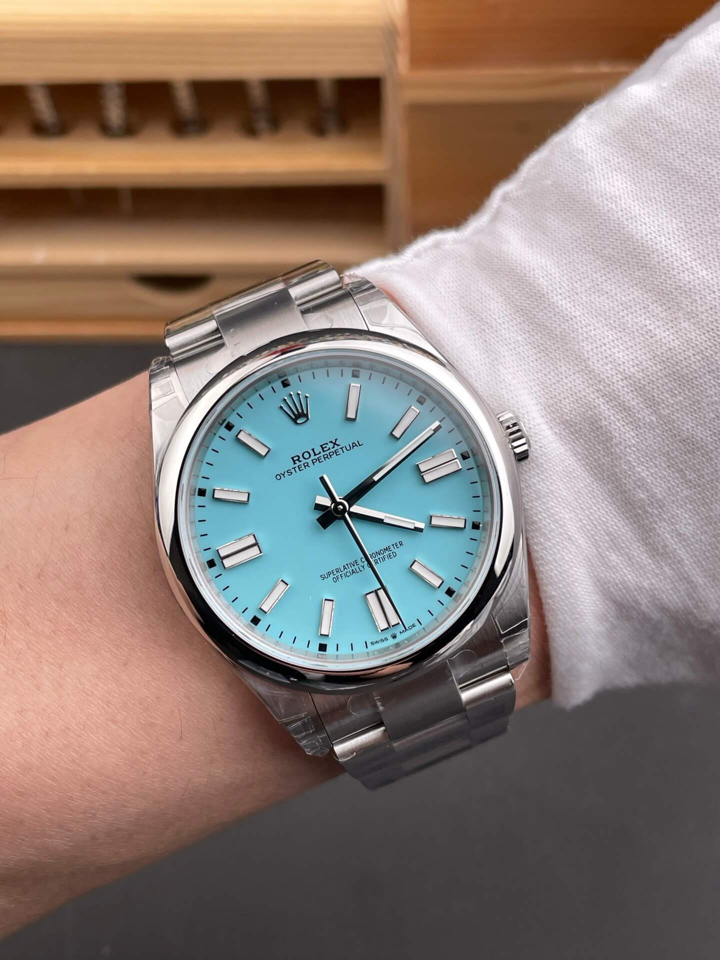 Rolex Replica Oyster Perpetual 41MM Super Clone Watch 124300-0006