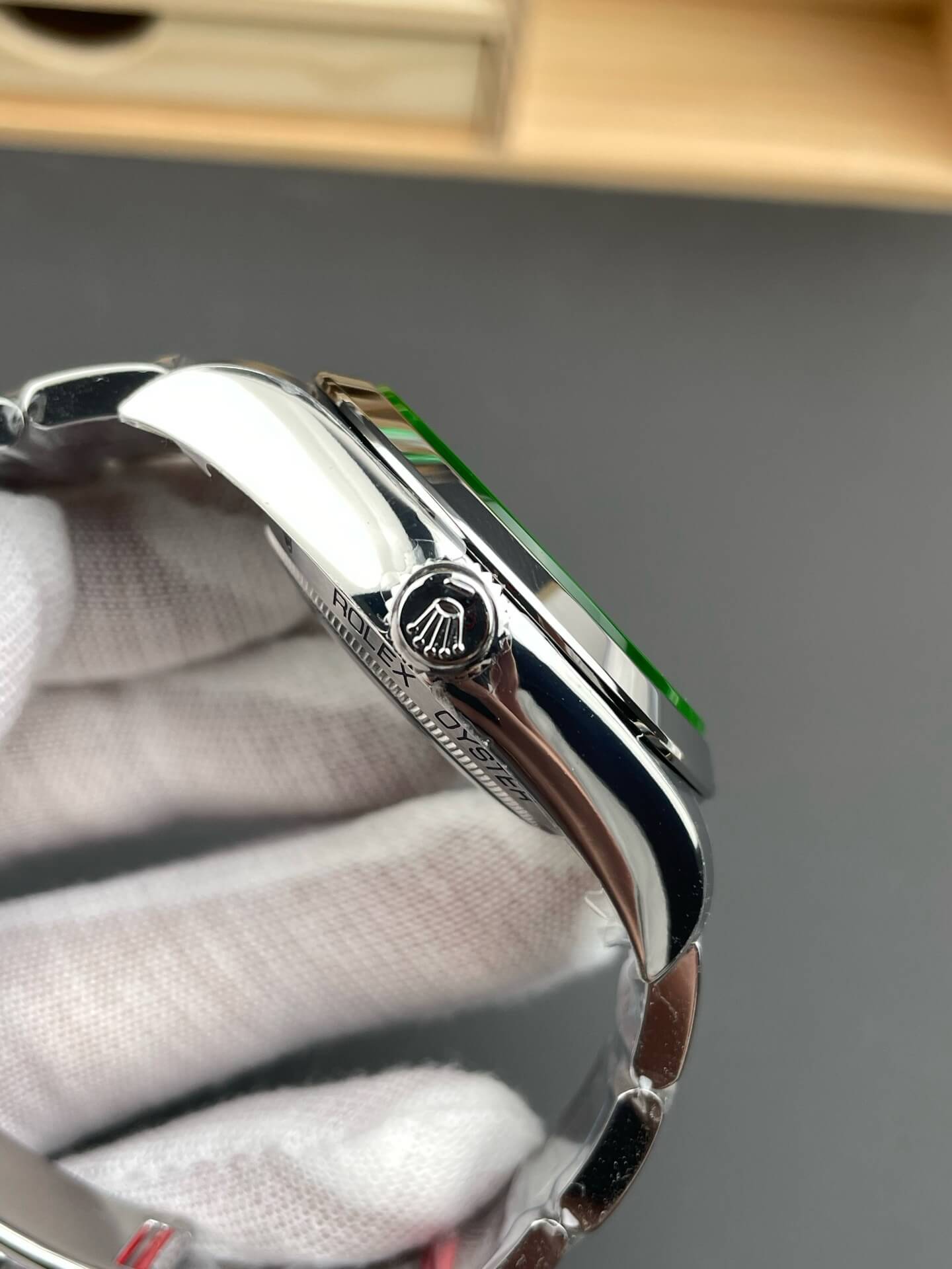 Rolex Replica Oyster Perpetual Milgauss Super Clone Watch 116400GV-0002 Rolex Replica Oyster Perpetual Milgauss Super Clone Watch 116400GV-0002