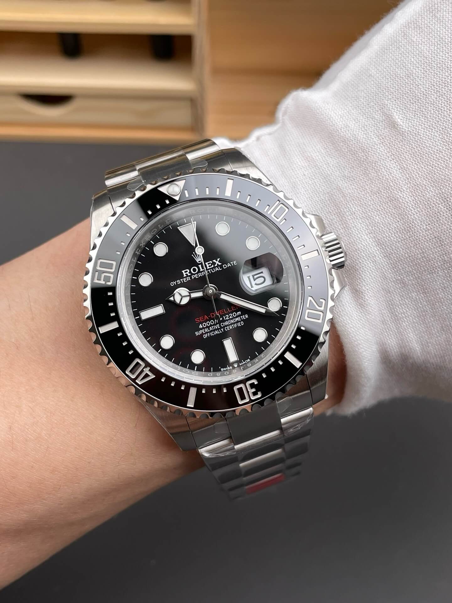 Rolex Replica Sea-Dweller Super Clone Watch 126600-0002 Rolex Replica Sea-Dweller Super Clone Watch 126600-0002