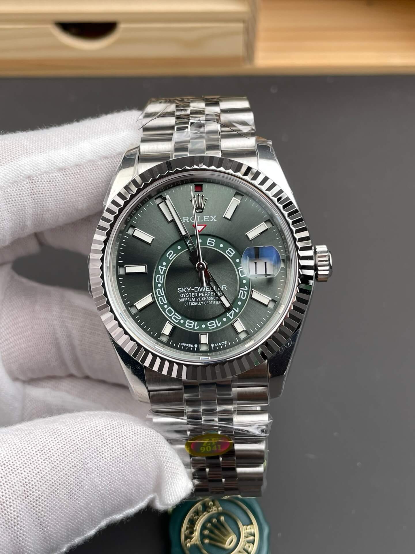 Rolex Replica Sky-Dweller Super Clone Watch 336934-0002 Rolex Replica Sky-Dweller Super Clone Watch 336934-0002
