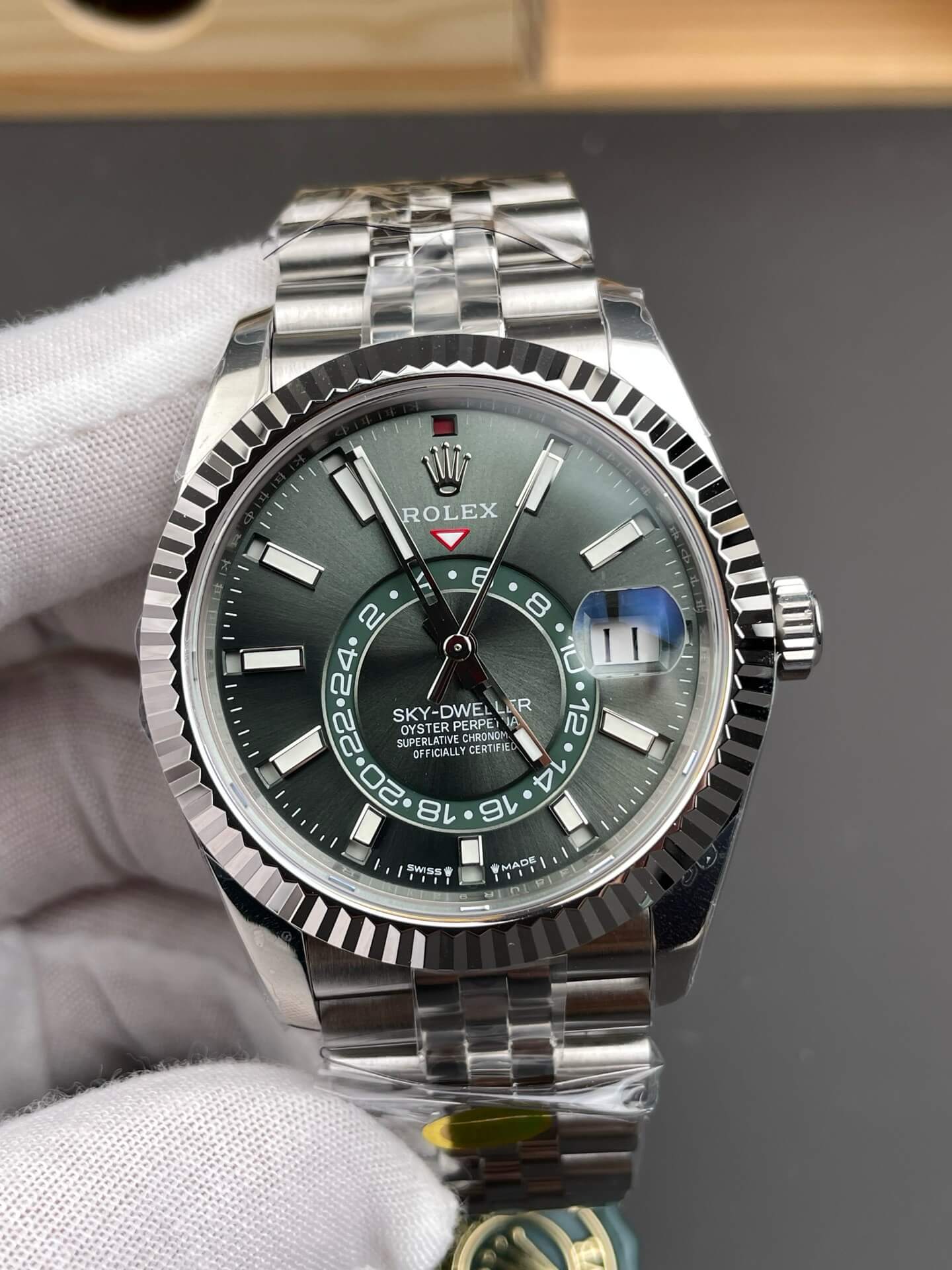 Rolex Replica Sky-Dweller Super Clone Watch 336934-0002 Rolex Replica Sky-Dweller Super Clone Watch 336934-0002