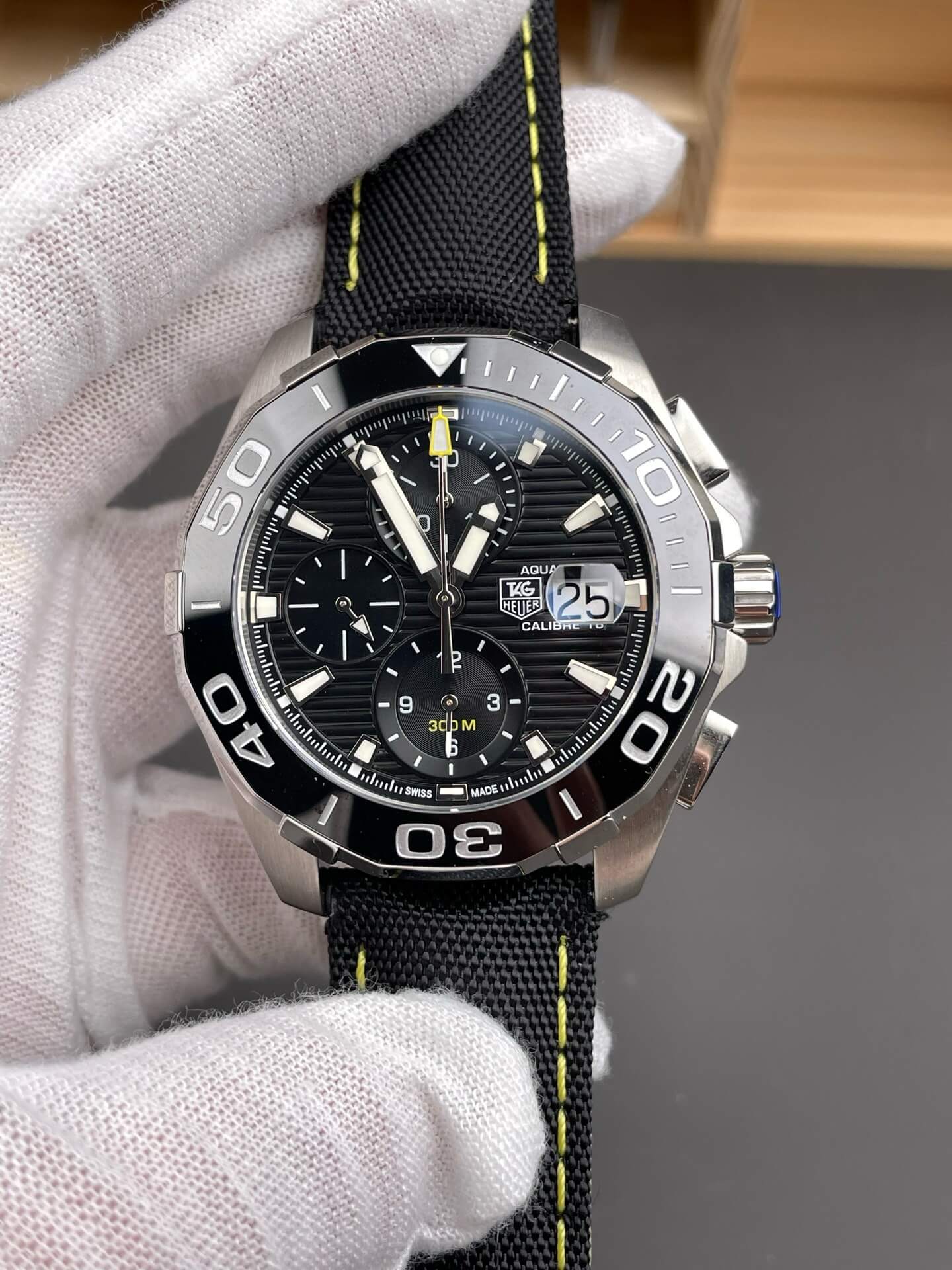 TAG Heuer Aquaracer Watch CAY211A.FC6361 TAG Heuer Aquaracer Watch CAY211A.FC6361