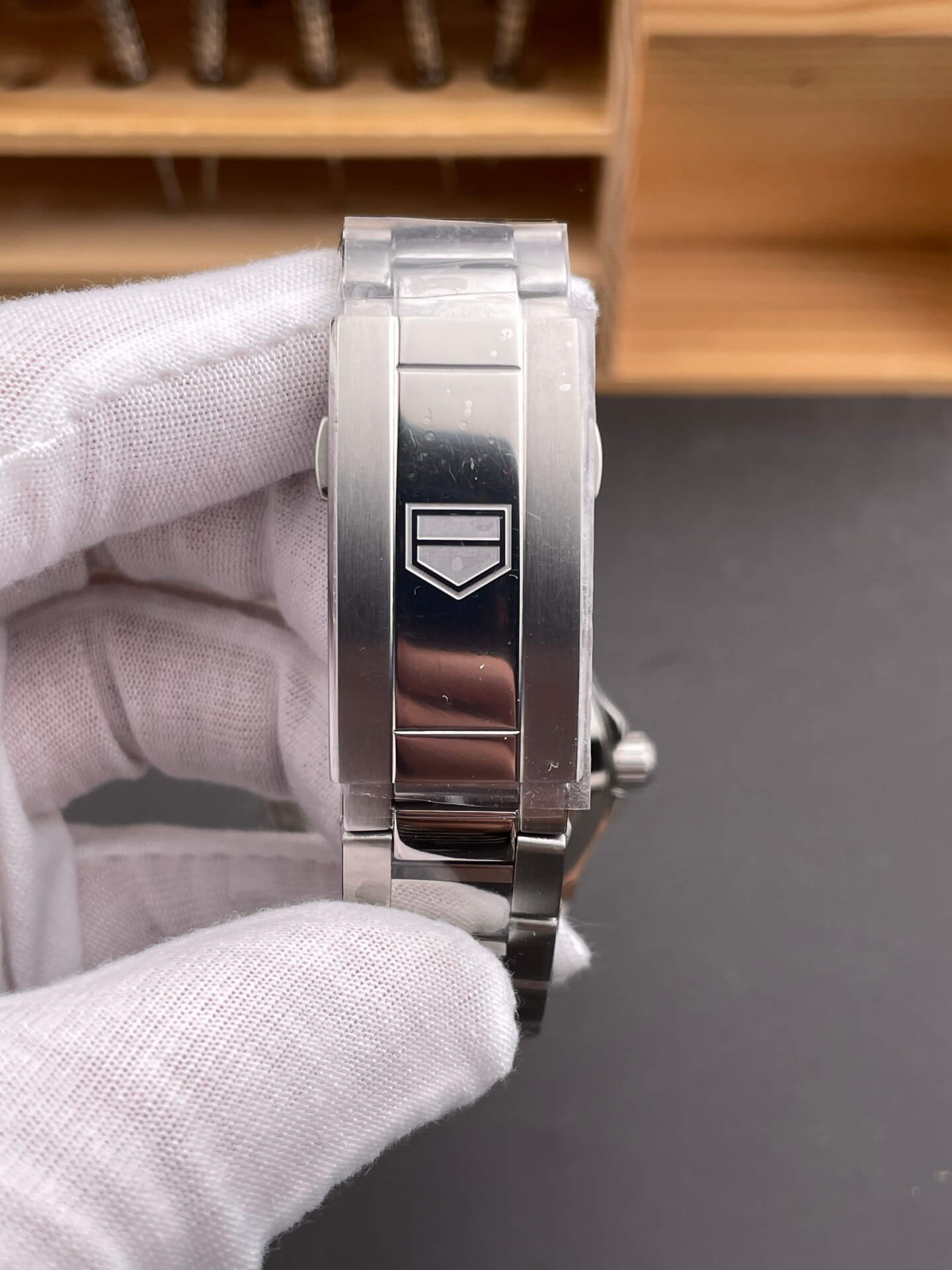 TAG Heuer Aquaracer Professional 200 Date Watch WBP2115.BA0627