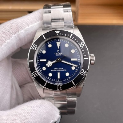 Tudor Replica Black Bay 68 Super Clone Watch M7943A1A0NU-0001