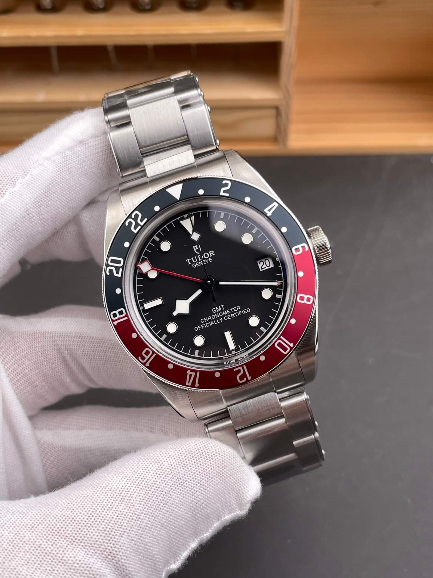 Tudor Replica Black Bay GMT Super Clone Watch M79830RB-0001