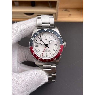 Tudor Replica Black Bay GMT Super Clone Watch M79830RB-0010