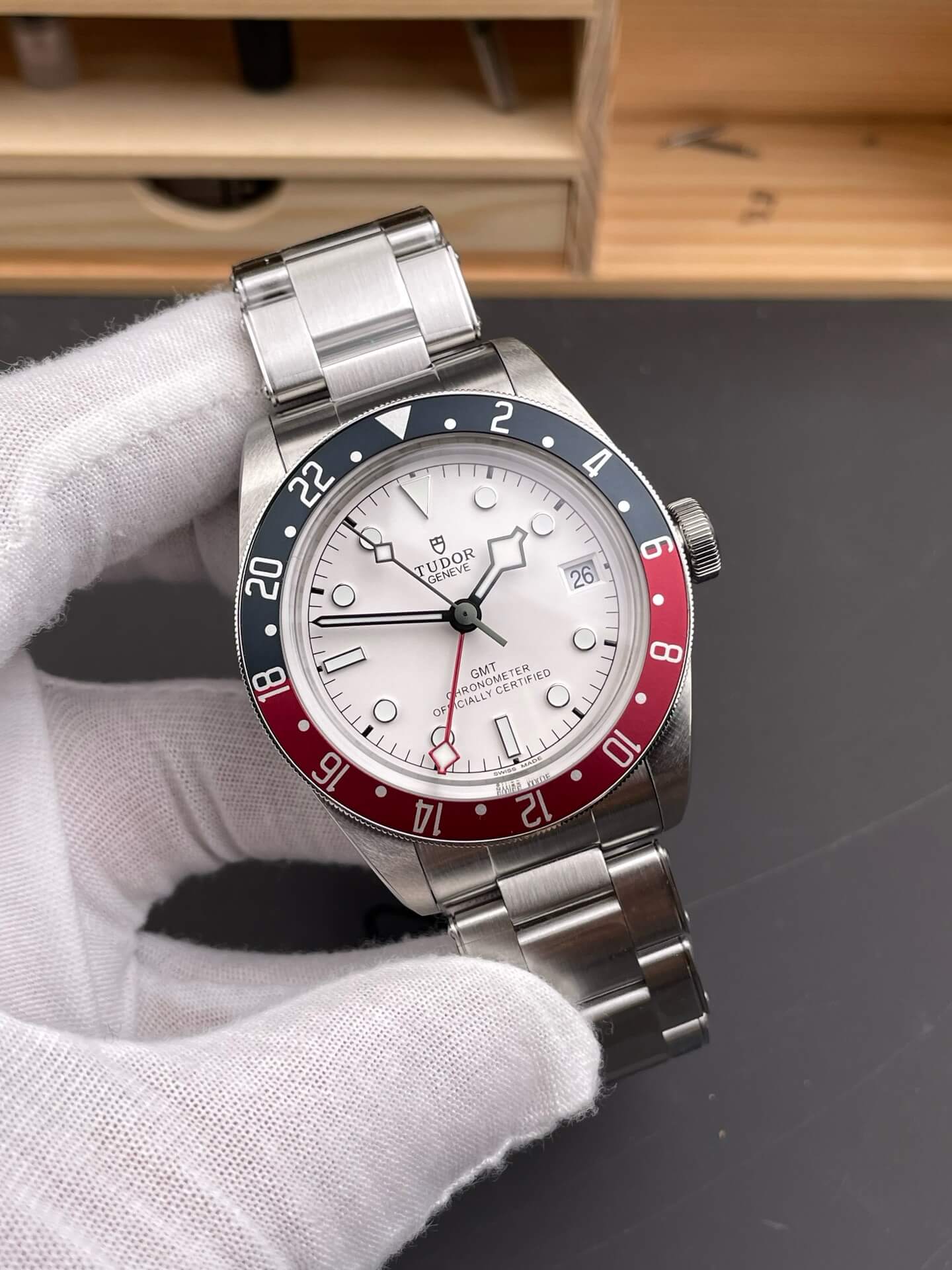 Tudor Replica Black Bay GMT Super Clone Watch M79830RB-0010