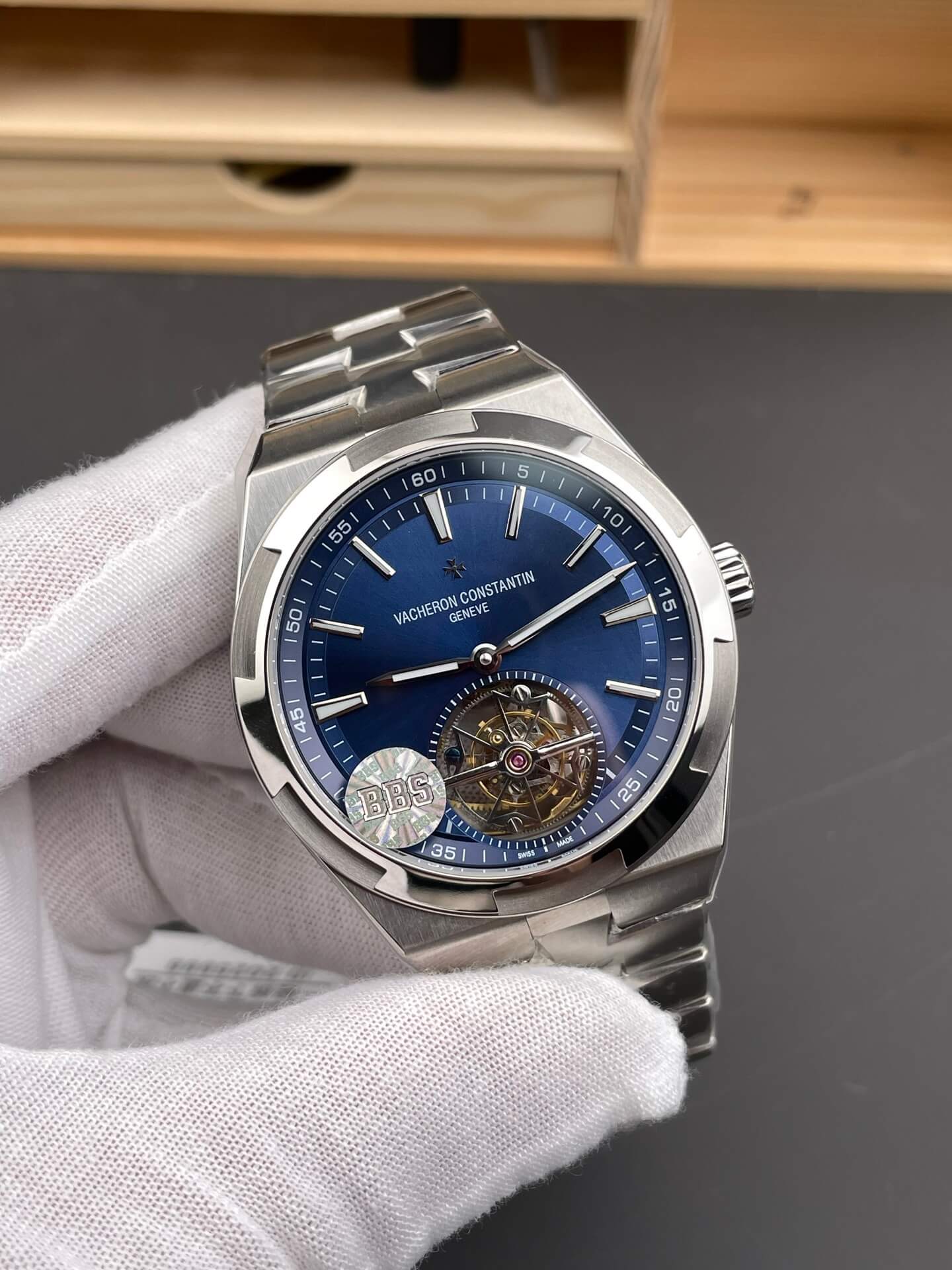 Vacheron Constantin Replica Overseas Super Clone Watch 6000V/110A-B544