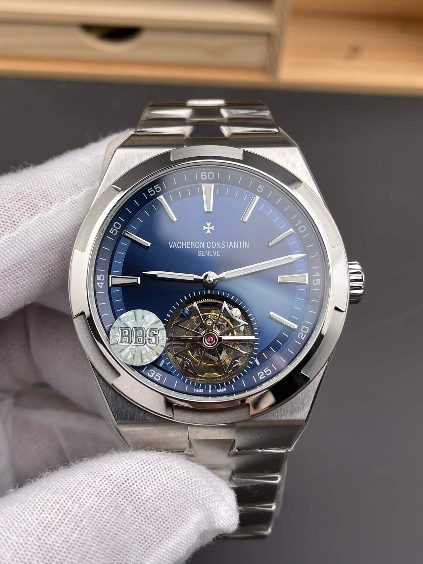 Vacheron Constantin Replica Overseas Super Clone Watch 6000V/110A-B544