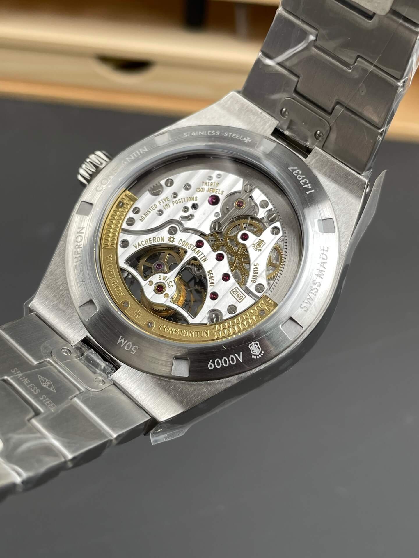 Vacheron Constantin Replica Overseas Super Clone Watch 6000V/110A-B544