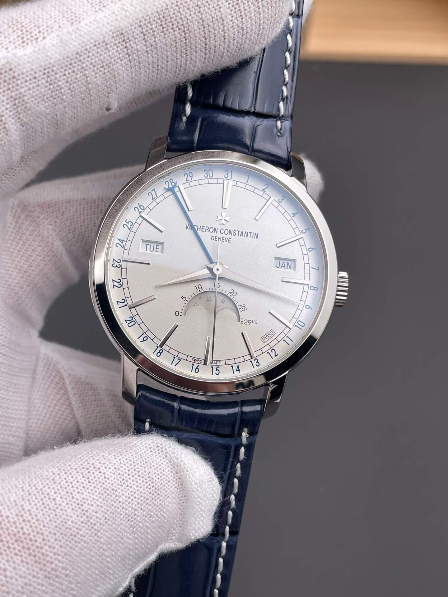 Vacheron Constantin Replica Traditionnelle Super Clone Watch 4010T/000P-B345 Vacheron Constantin Replica Traditionnelle Super Clone Watch 4010T/000P-B345