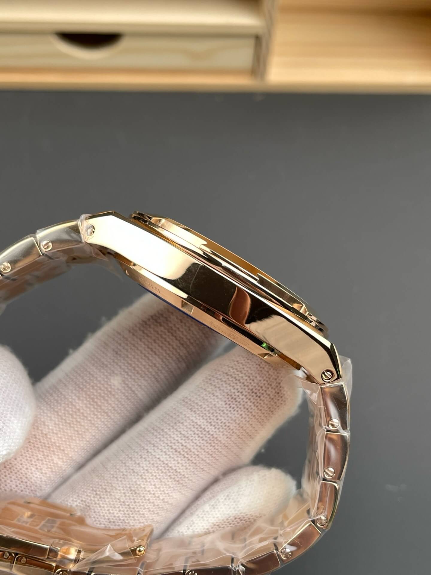 Vacheron Constantin Replica Overseas Super Clone Watch 4500V/210R-B705