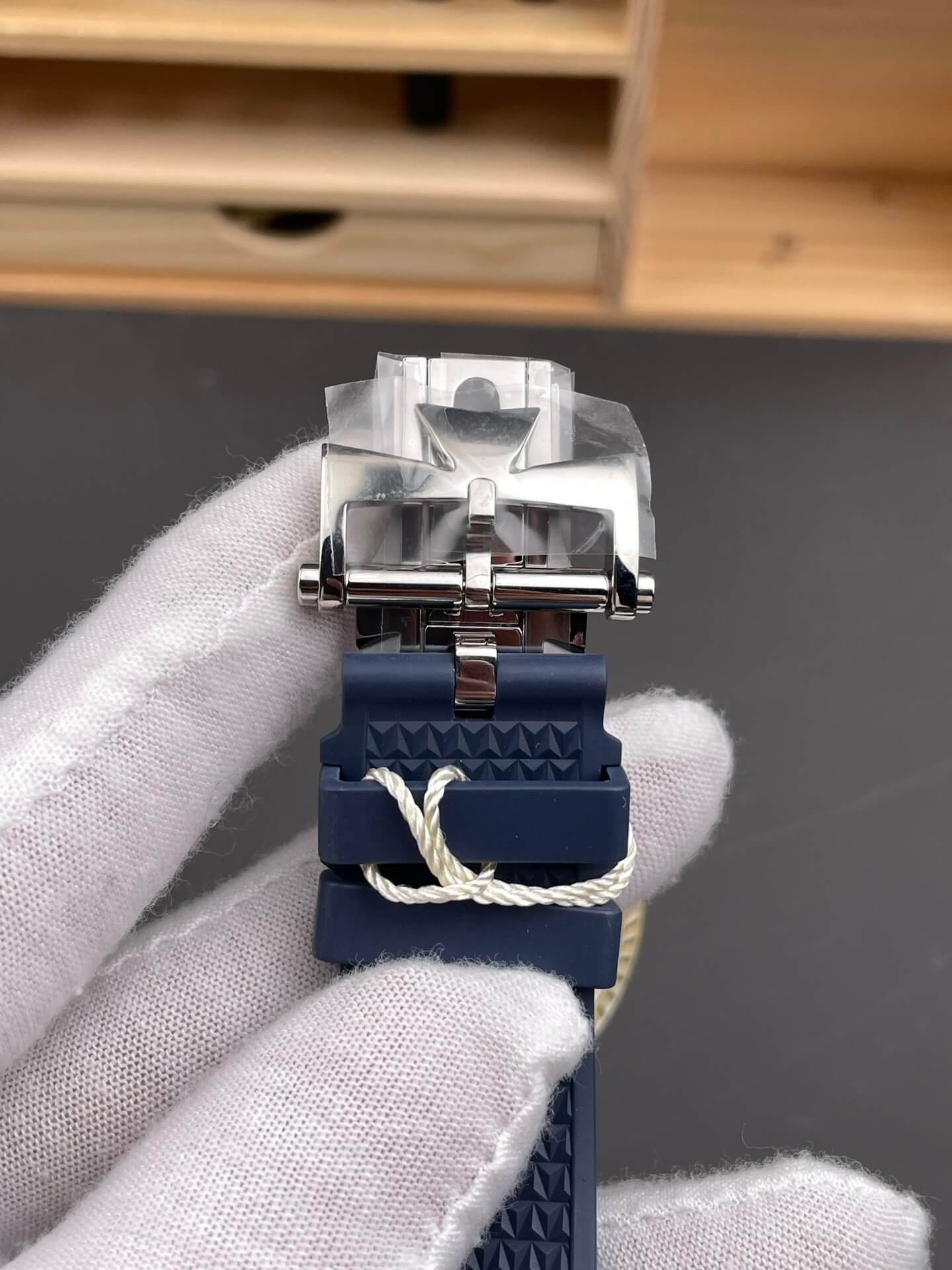 Vacheron Constantin Replica Overseas Super Clone Watch 47040/000A-9008 Vacheron Constantin Replica Overseas Super Clone Watch 47040/000A-9008